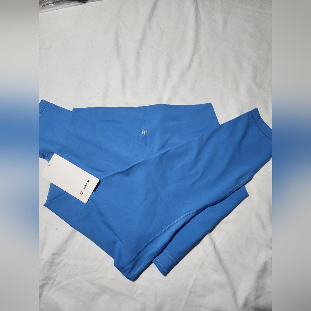 lululemon athletica Vibrant Blue Leggings - Picture 1 of 3